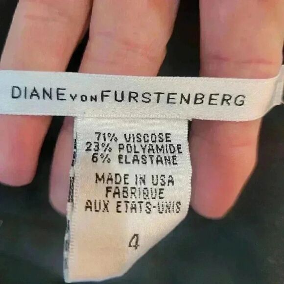 Diane Von Furstenberg Women's Black Viscose/Poly/Spandex Knit Marta Pencil Knee - Picture 6 of 6